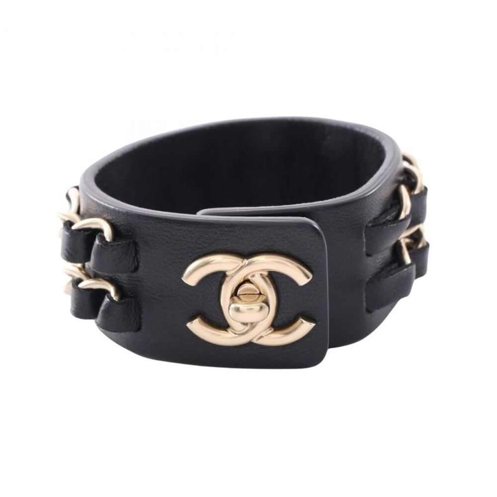Chanel Coco Mark Turnlock Leather Bracelet